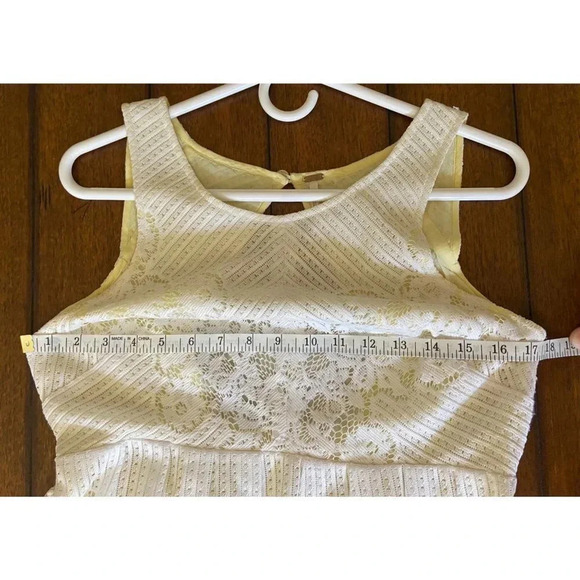 Free People Boho Floral Crochet Lace Dress in Cream & Yellow Size 10 - Picture 11 of 12